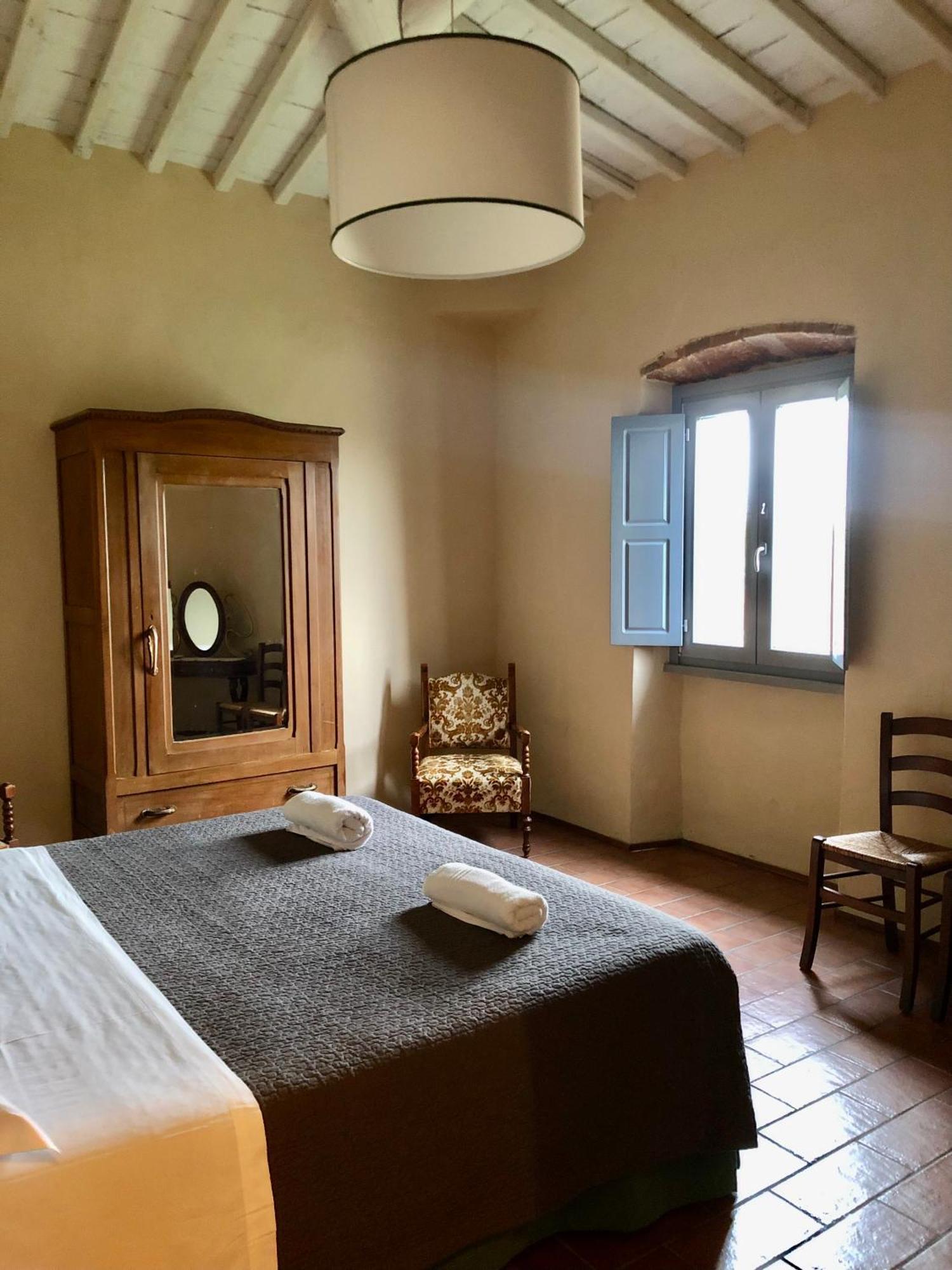 קסטיליון פיבוקי Agriturismo La Posta Reale מראה חיצוני תמונה
