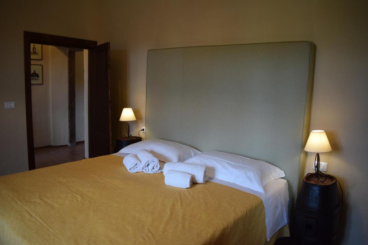 קסטיליון פיבוקי Agriturismo La Posta Reale מראה חיצוני תמונה